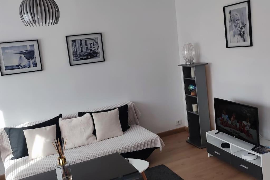 Ferienwohnung Quartier Des Emailleurs-T4 Avec Balcon Et Garage Limoges Exterior foto